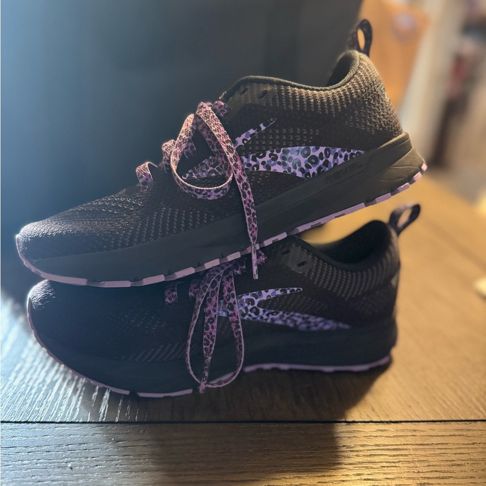 Brooks Revel 5 women's 6.5.